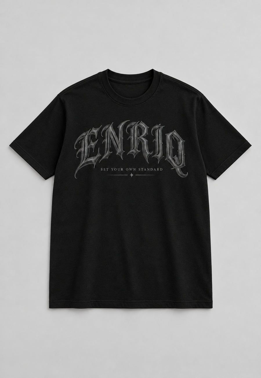 ENRIQ Gothic Standard Black basic fit – voorkant