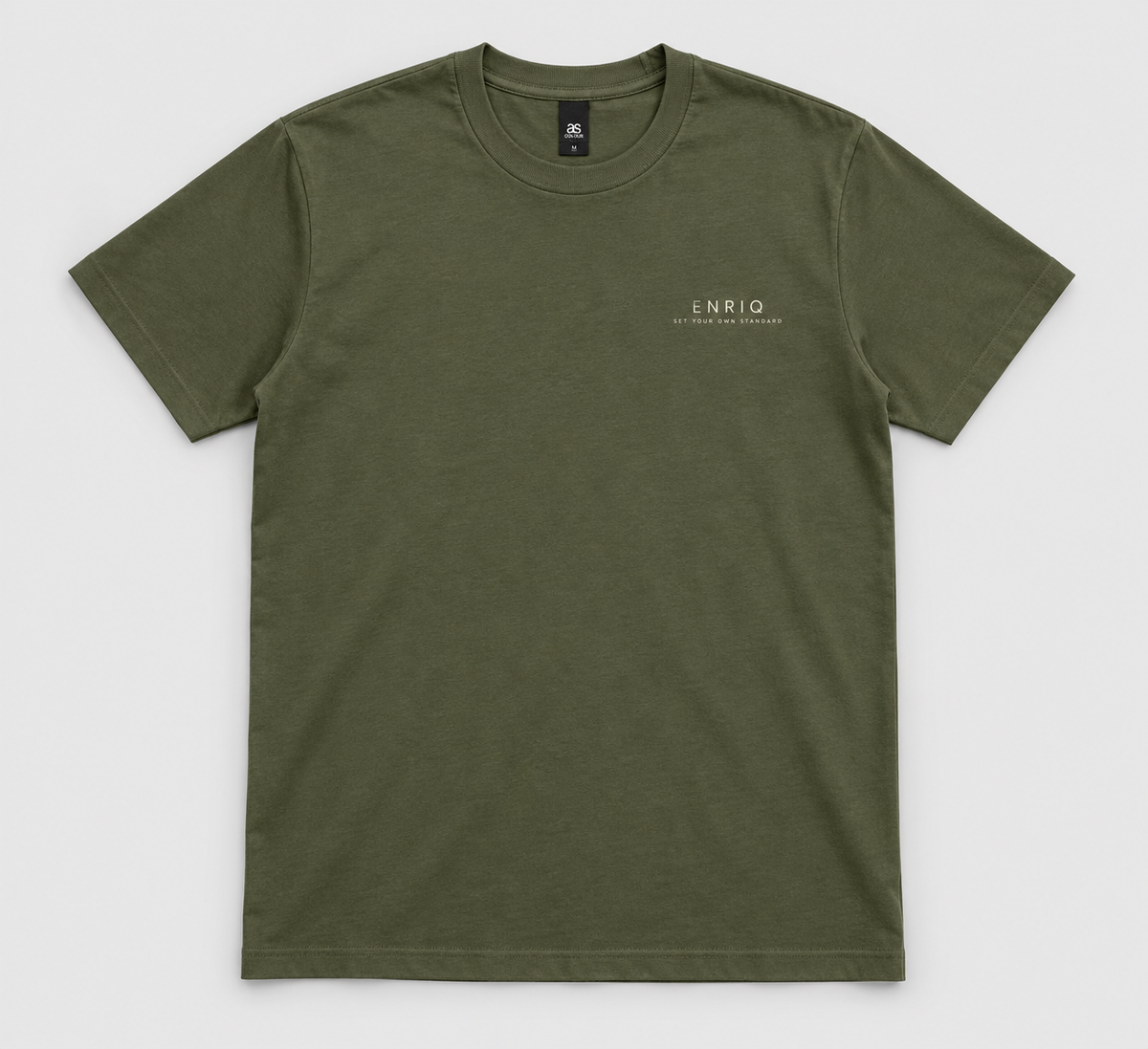ENRIQ basic-fit T-shirt Army – voorkant met klein ENRIQ-borstlogo