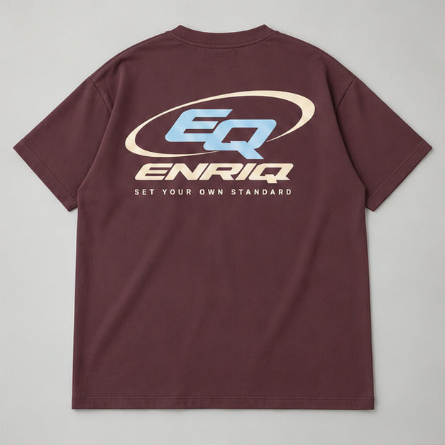 EnriQ EQ-Orbit Tee – Cherry – Oversized – flatlay achter