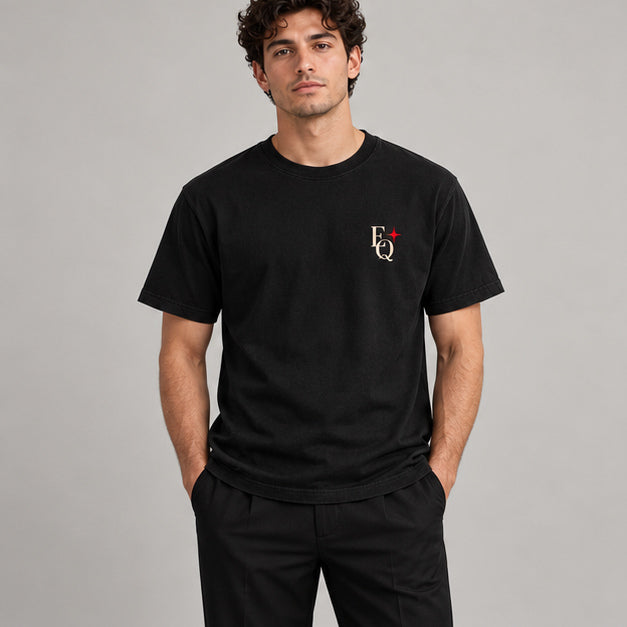 EnriQ Last Round Tee – Black – Basic Fit – model voor
