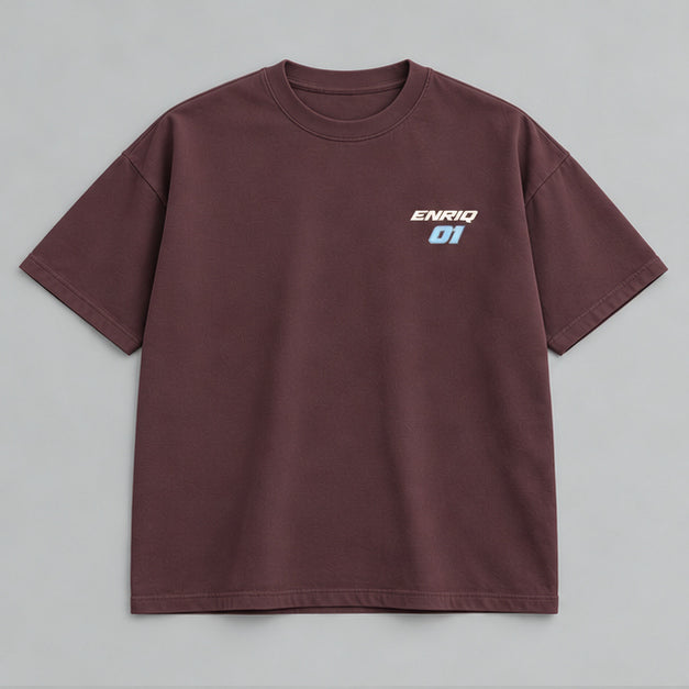 EnriQ Racing Club Tee – Cherry – Oversized – flatlay voor